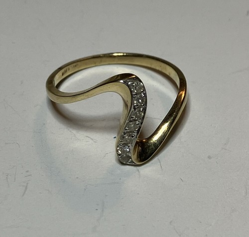 VTG Diamond 14k Yellow Gold Ring Retro Estate Sz7