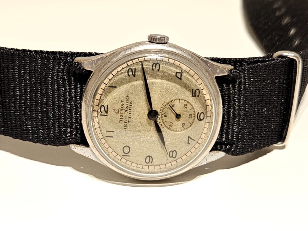 VINTAGE RARE WW2 MILITARY CHROMED 32.5mm MEN'S SWISS WATCH