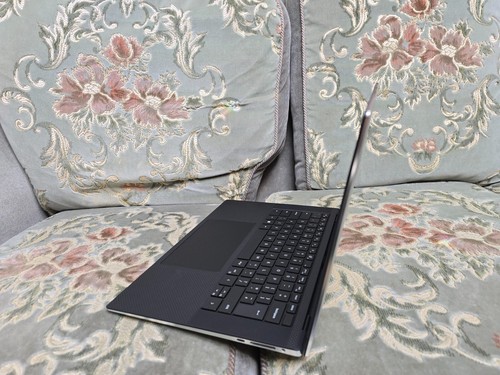 Dell XPS 15 9530 i9 13900H 64 GB 2 TB RTX 4070 FHD+ computer portatile ultrabook - Foto 10 di 11