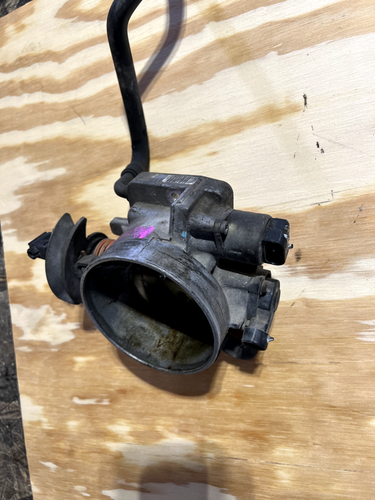 2000-2002 GMC Chevy 1500 Tahoe 5.3L Throttle Body Assebmley OEM - Imagen 12 de 12