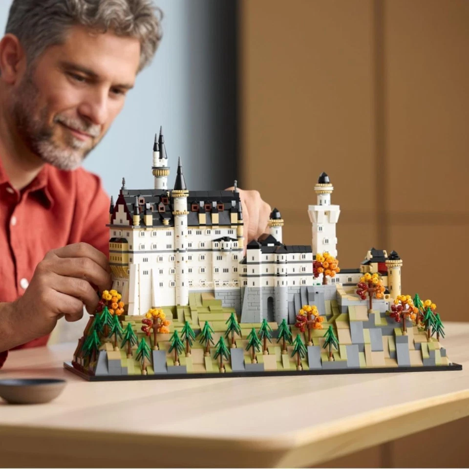 LEGO Architecture набор игрушек-конструкторов замков Нойшванштайн — подарок — 21063 - Изображение 3 из 4