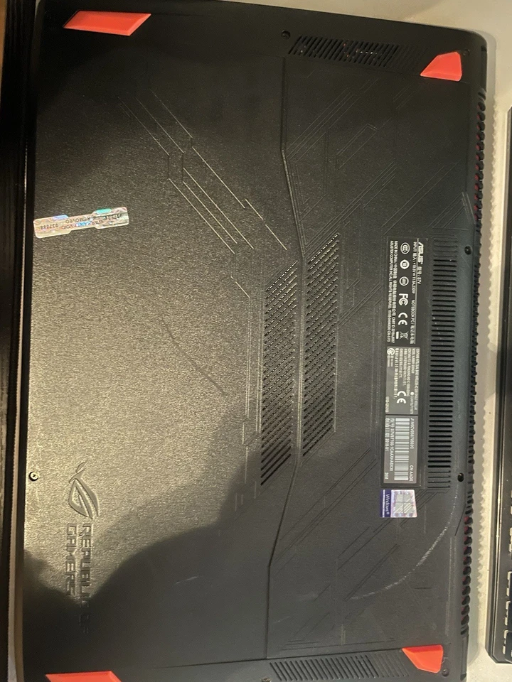 Asus ROC Strix Laptop - Image 2 of 4