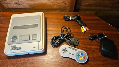 SUPER NINTENDO SNES & 5 SPIELE #RS2RB2 STREET FIGHTER