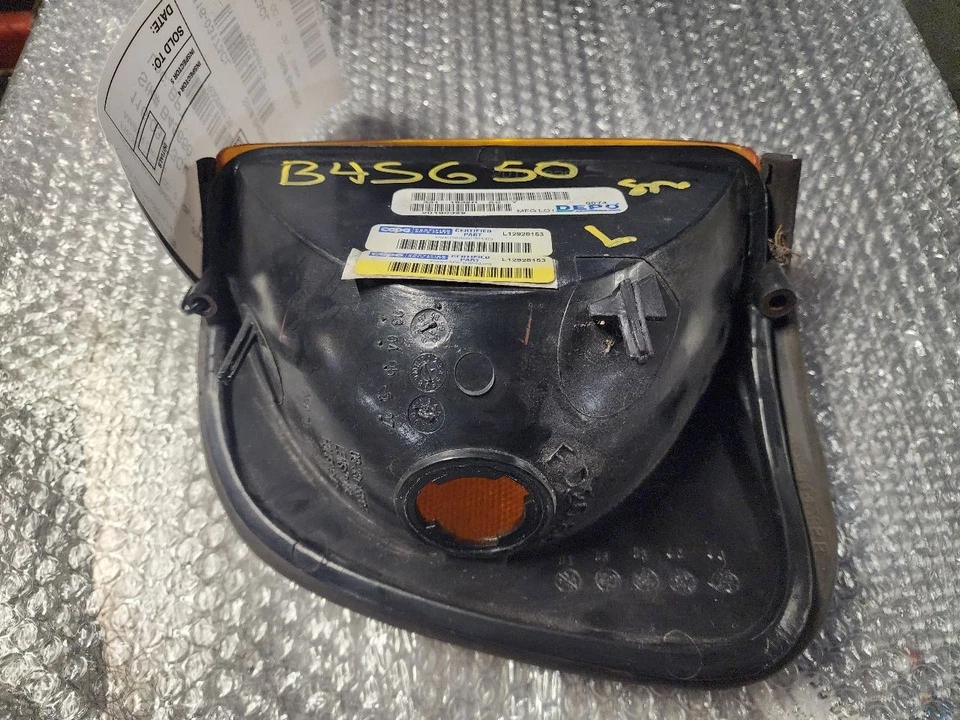 Угловой/парковочный фонарь для водителя парковочный фонарь указатель поворота подходит для 03–07 FORD E150 VAN 646126 - Изображение 2 из 2