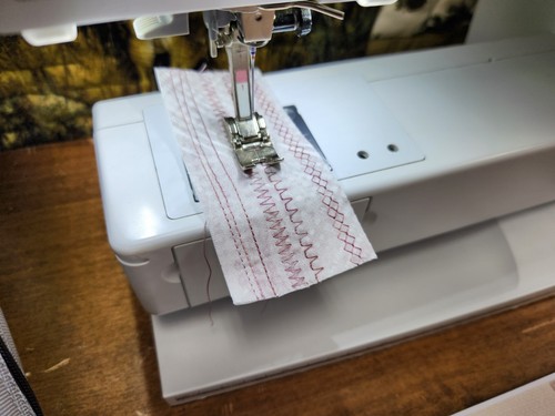 Bernina B 550 QE Sewing Machine, Accessories included, Professionally Serviced! - Picture 4 of 16