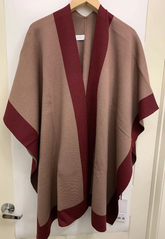 Lululemon Bundle Up Wrap NWT SPNO/SVNH Spanish Oak Reversible Merino Wool ($178) - Image 3 of 4