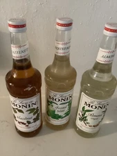 Monin Premium Flavored syrup  25 oz Glass Bottles  FROSTED MINT