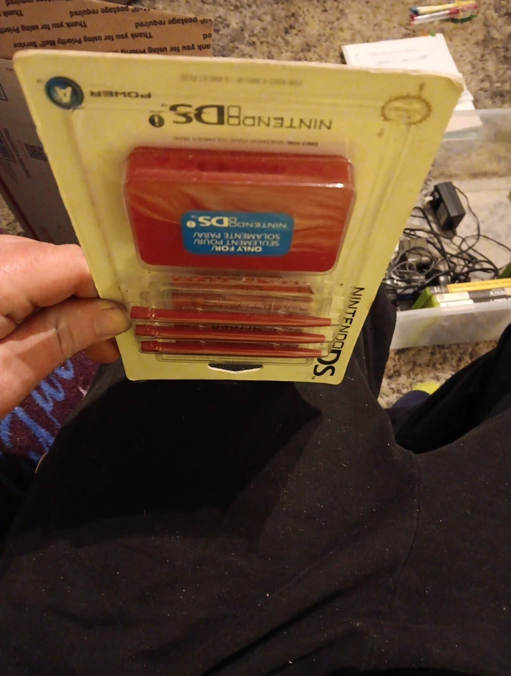 Nintendo DSI Clean And Protect Kit - Red LOT OF 8 PCS - Image 3 of 4