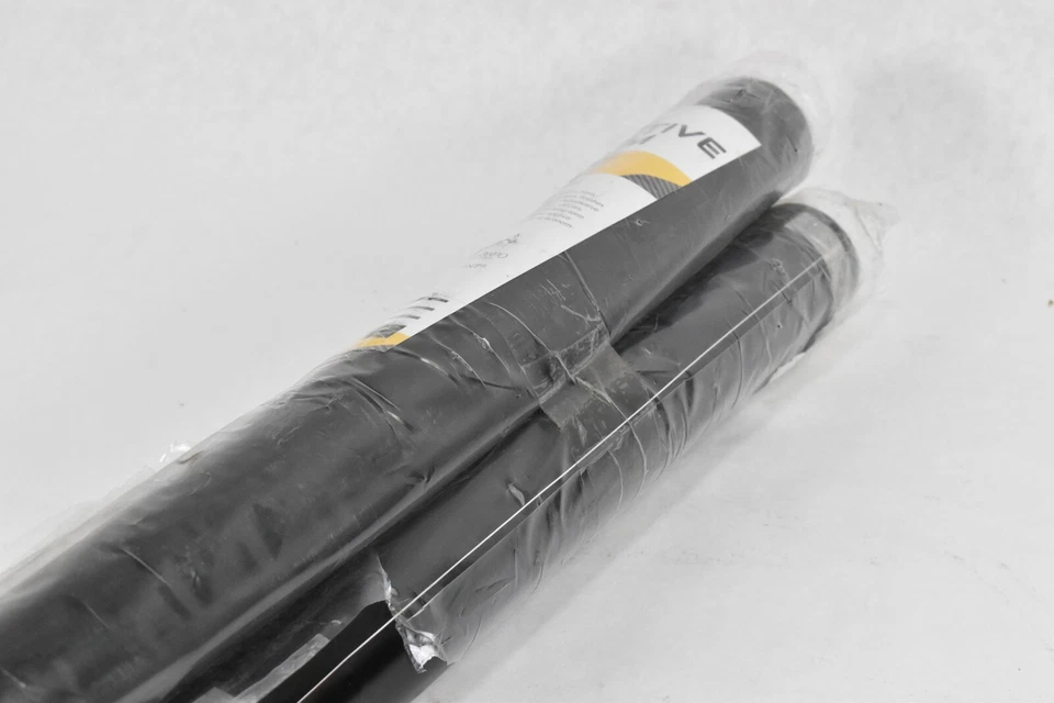 ENVOLTURA DE VINILO VÍVIDO PREMIUM ACABADO SATINADO NEGRO 5 pies x 15 pies (3 rollos 5X5) Foto 4 de 4