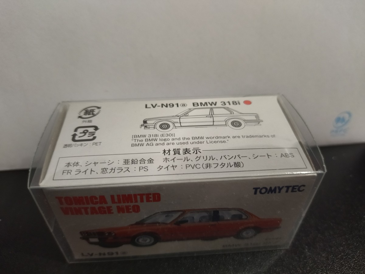 BMW E30 318i 2-DOOR RED 1:64 TOMICA LIMITED VINTAGE NEO N BMW E30 318i 2-DOOR RED 1:64 TOMICA LIMITED VINTAGE NEO N