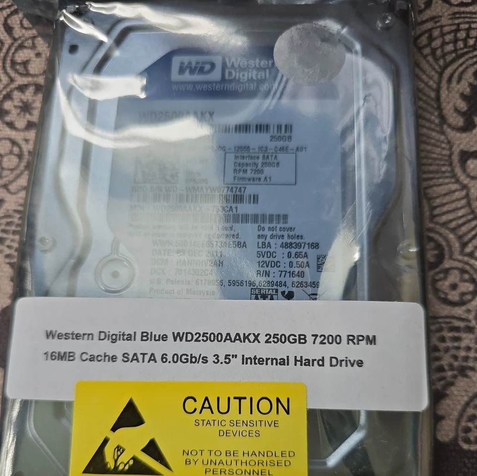 Western Digital Caviar Blue 250GB Hard Drive WD2500AAKX - Image 2 of 2