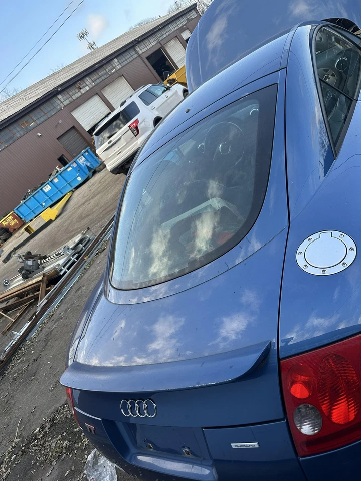 Used Deck Lid fits: 2001 Audi TT Cpe w/o spoiler Grade A - Imagem 3 de 4