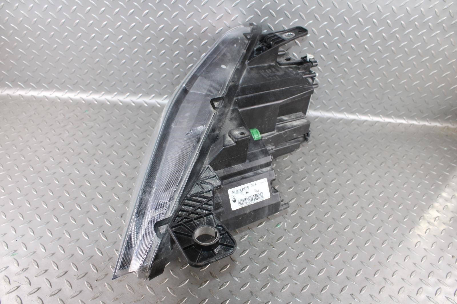 18-20 Ghibli Passenger Right RH Headlight Head Light Lamp Lens OEM Factory WTY