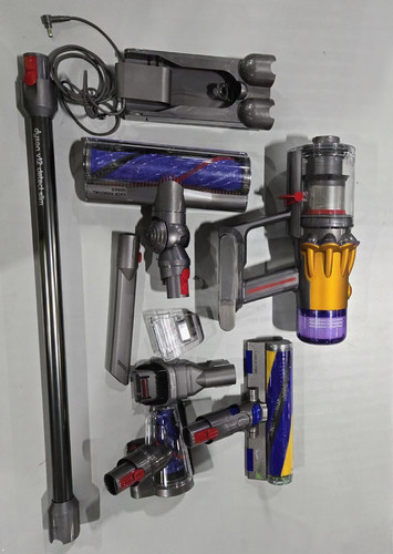 Dyson SV46 V12 Detect Slim Cordless Vacuum Cleaner, Yellow/Iron - Scratch & Dent - Picture 1 of 6