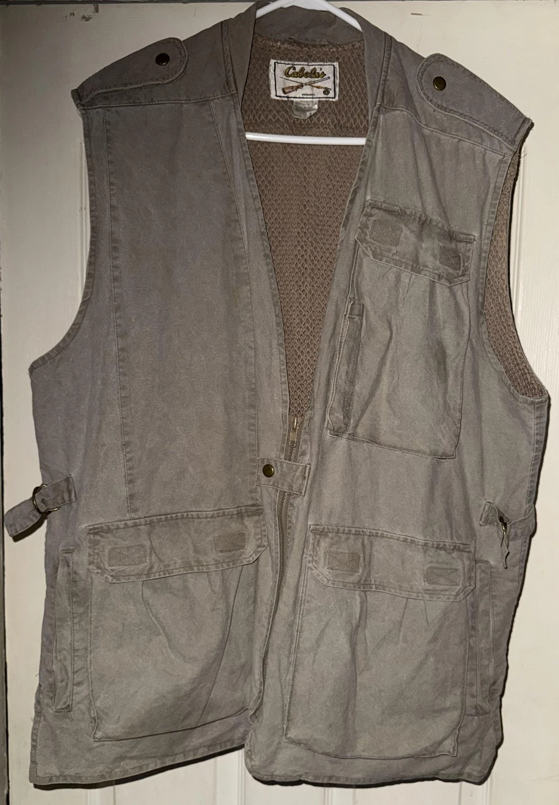 Cabela's Vest Mens Large Khaki Safari Fishing Hunting Utility Mesh Pockets Zip