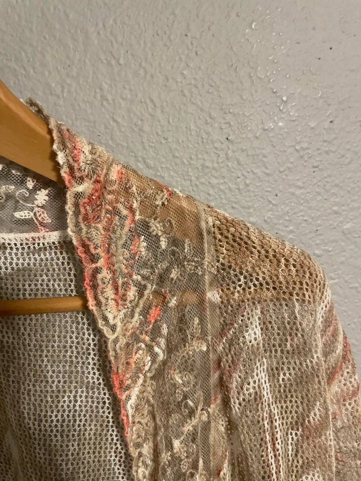 Chicos 女式和服尺寸 2 US L 米色花卉亚麻混纺开放式针织透明波西米亚 — 第 4/4 张图片