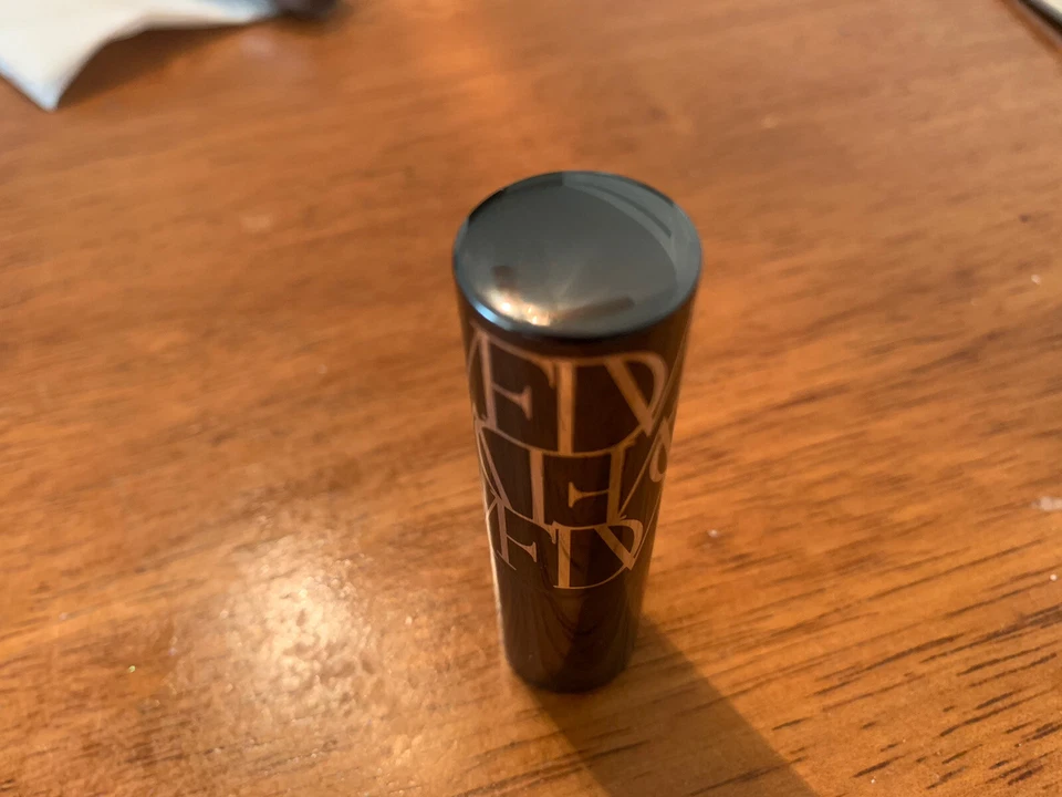 Lápiz Labial Diane Von Furstenberg-Coral Frost Nuevo No Sellado Foto 2 de 4