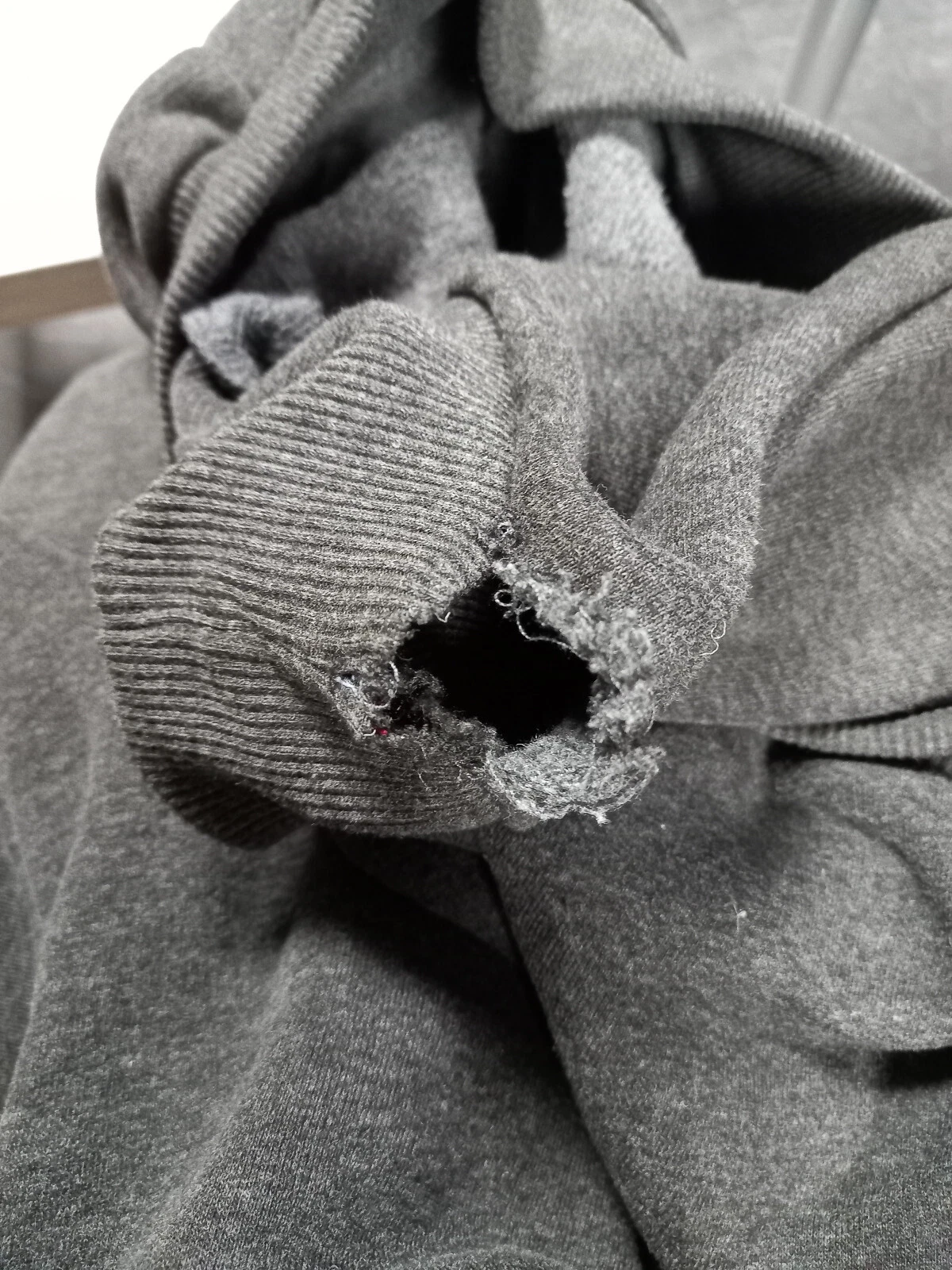 SACAI Felpa uomo con cappuccio felpa grigio scuro 3XL P35 R6 B