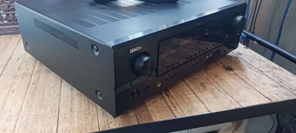 Denon AVR-1905 -7.1 Ch AV Home Theater Surround Receiver Stereo W/ Remote Bundle - Image 4 of 4