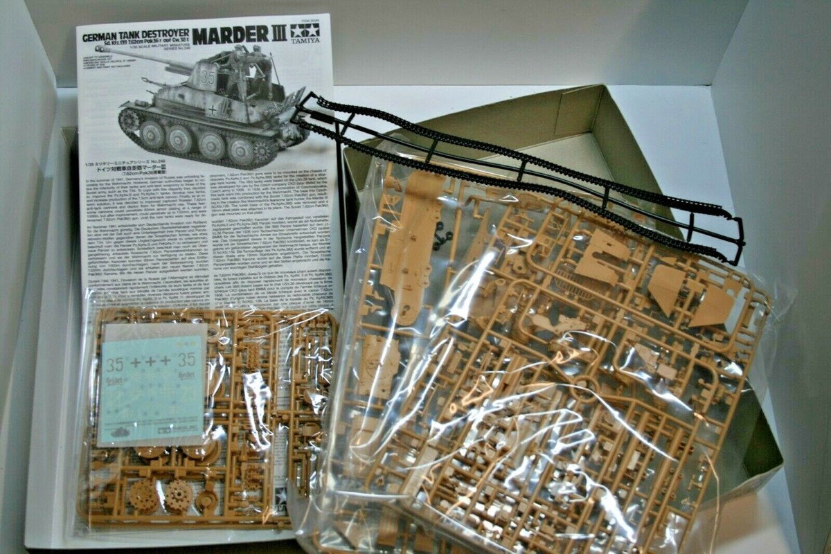 Tamiya 1/35 Scale Model Kit - WWII German Marder III Tank Destroyer Sd.Kfz.139 - Unassembled