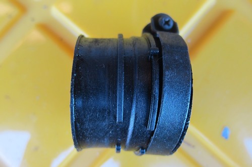 1990-1993 SUZUKI VX800 CARBURETOR TO ENGINE COUPLER INTAKE MANIFOLD - Picture 11 of 12