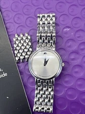 ❤️ Ladies Movado 84A11835 Stainless Silver Museum Dial Sapphire Watch