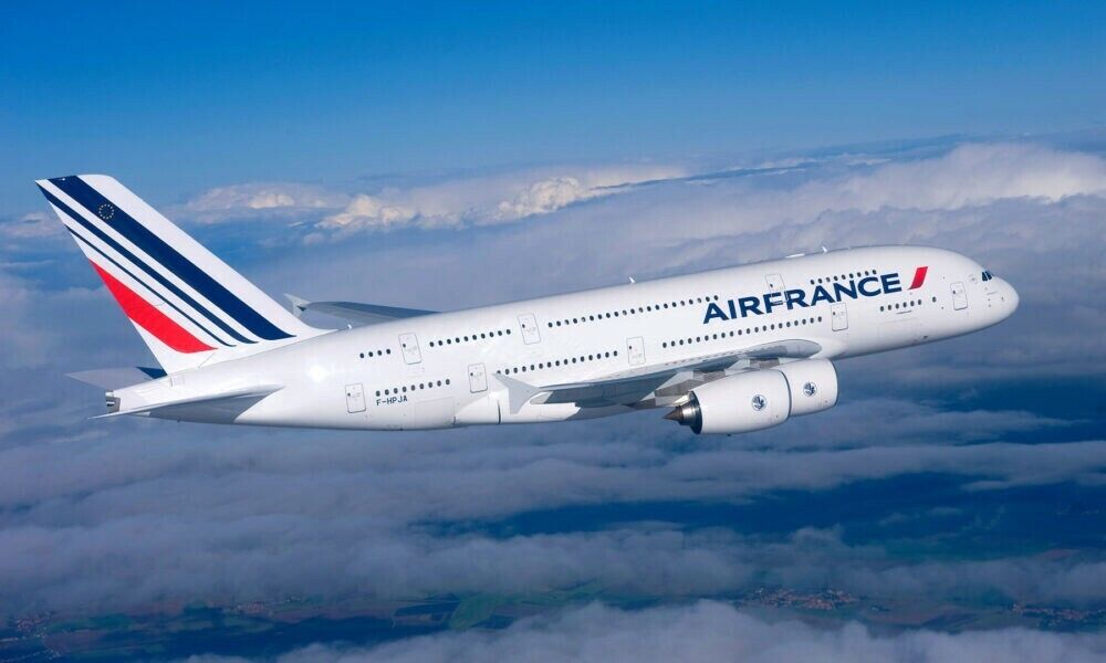 NEW GEMINI JETS 1:200 scale AIR FRANCE AIRBUS A380-800 F NEW GEMINI JETS 1:200 scale AIR FRANCE AIRBUS A380-800 F