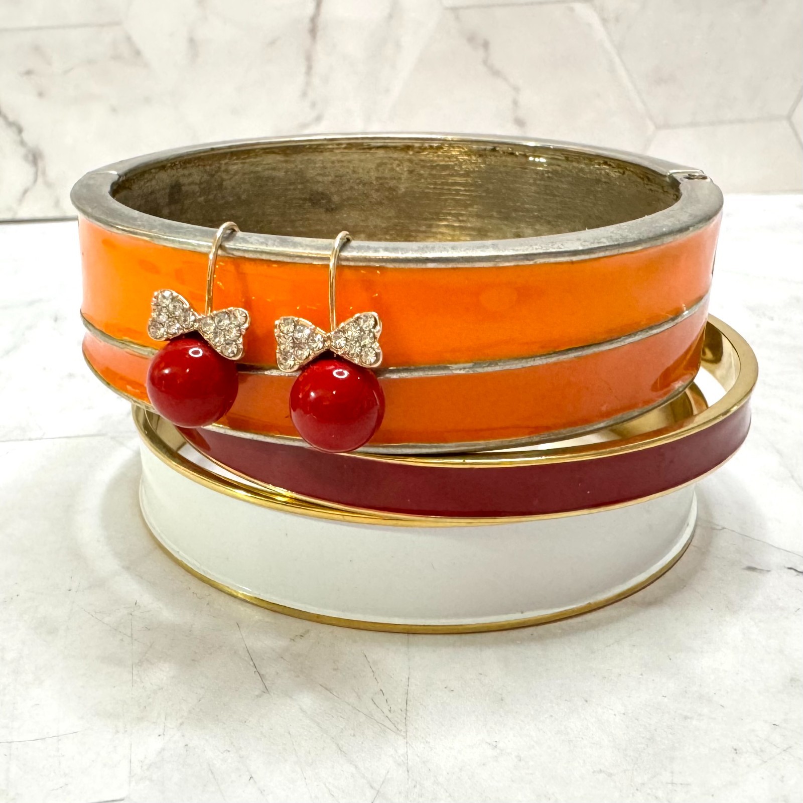 Bangle Lot Monet Gold Tone Red White Orange Enamel Earrings Signed & Unsigned-image