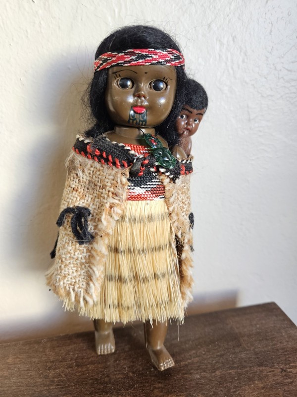 VINTAGE 7" NEW ZEALAND MĀORI SOUVENIR DOLL AND BABY  