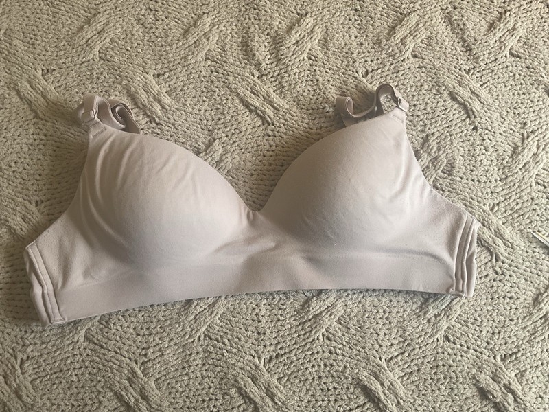 Soma Enbliss Wireless T-Shirt Bra 34A Nude Solid Hook & Eye Back Closure