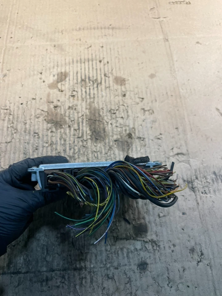 BMW 740i 1997 1998 motor ECM ECU motor control módulo informático v2240 DG Foto 2 de 4