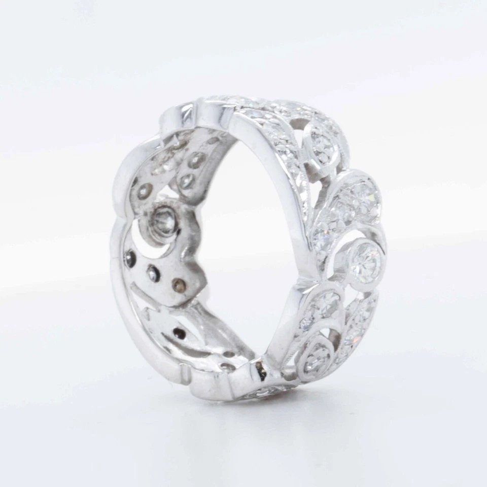 Banda de eternidad de trabajo abierta de diamantes de corte único y europeo antiguo de platino 900 0,32 ctw Foto 2 de 3