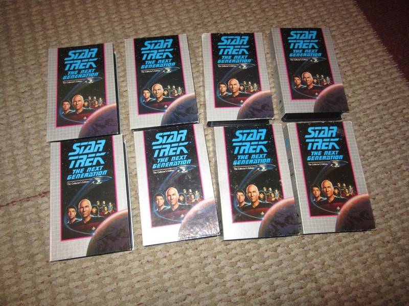 LOT of 8 Star Trek Next Generation VHS Tapes Collector's Edition  Hard Case