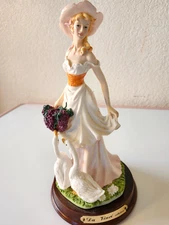 Da Vinci Collections Figurines Lady 9.5" Tall