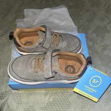 Stride Rite Munchkin Lake Grey little kids sneakers Sz 8 New with box