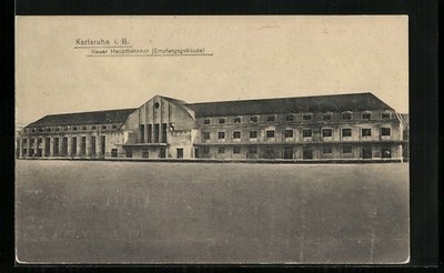 Postcard of Karlsruhe i. B., new main train station, the reception building
