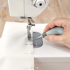 Clover® Grip Fit Tapered Tailor's Awl Accessory