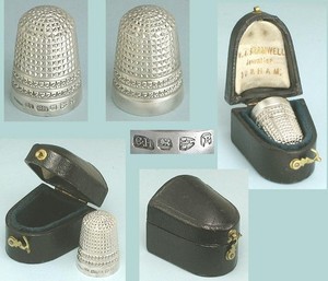 Antique Sterling Silver Thimble in Case by Charles Horner * Hallmarked 1898
