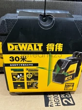 NEW  Dewalt DW088CG 2 Way Self-Levelling Cross Line Laser