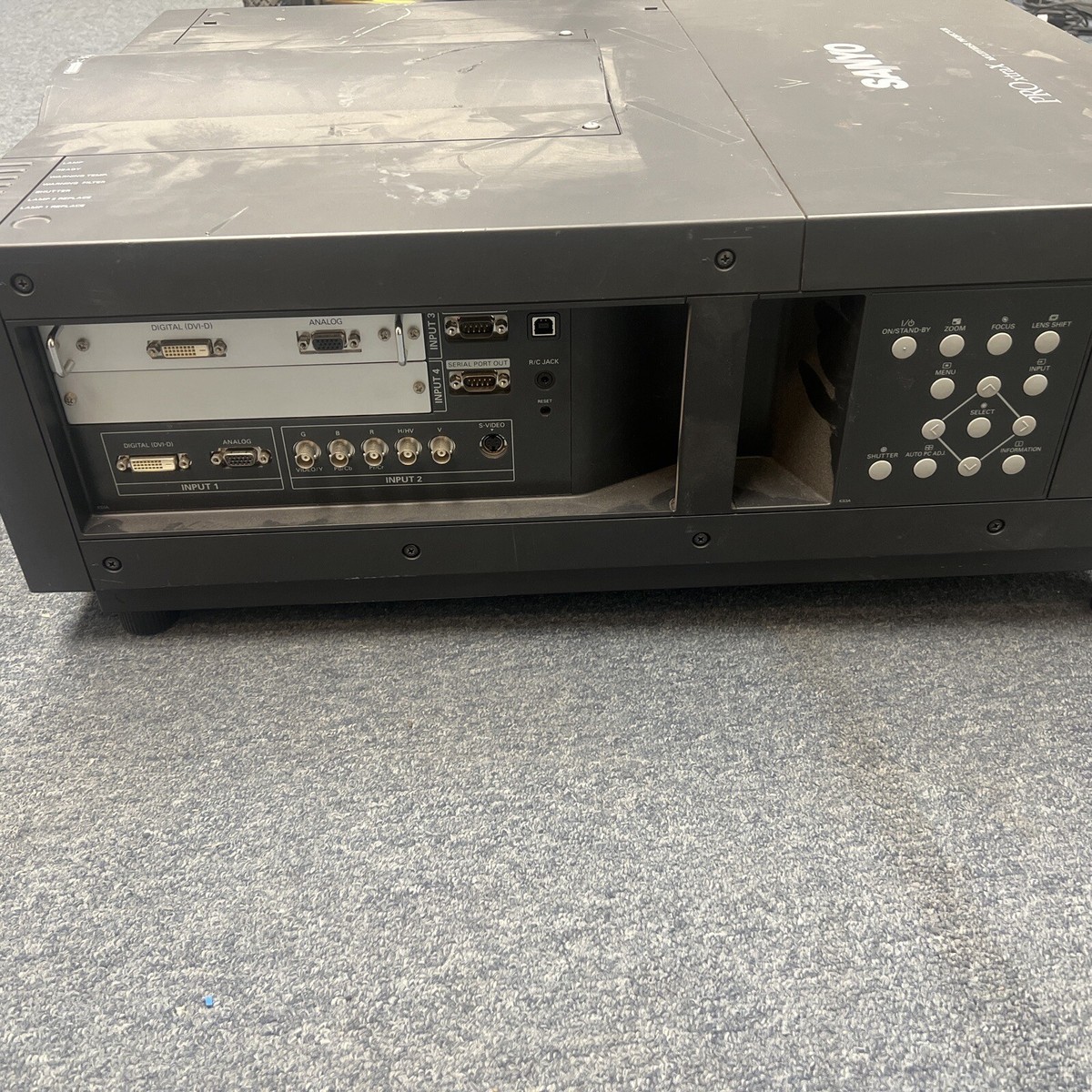 Sanyo PLC-XF70 Multiverse Projector | eBay Sanyo PLC-XF70 Multiverse Projector | eBay