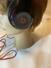 Beats by Dr. Dre EP Wired Black, tested, works, charged up sound good, with case
