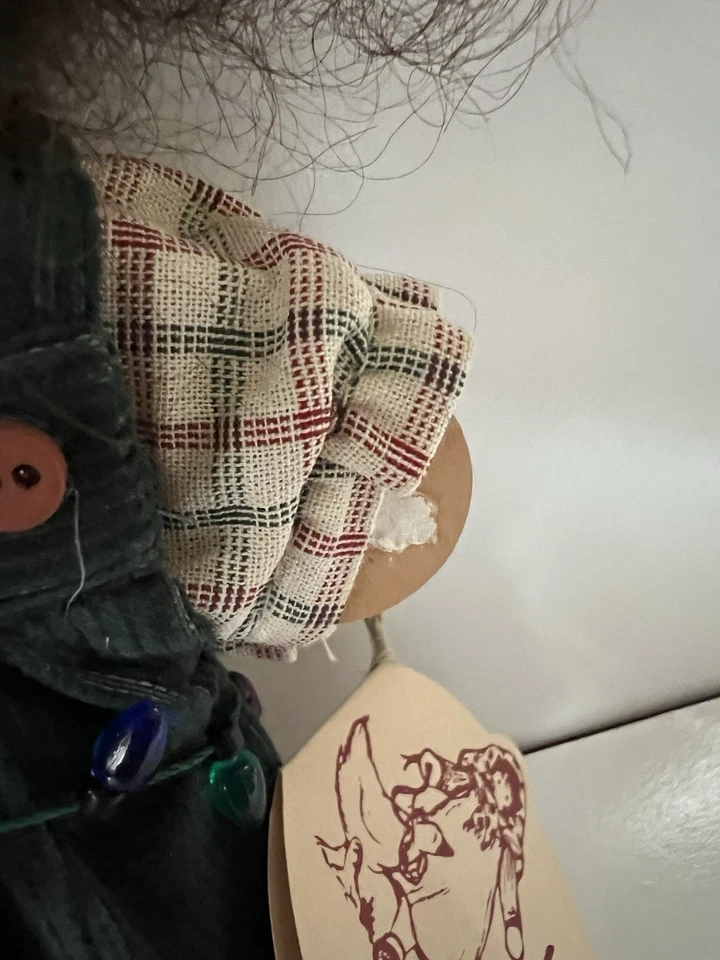 Lote de tres figuras de madera Lizzie High con temática navideña Foto 4 de 4