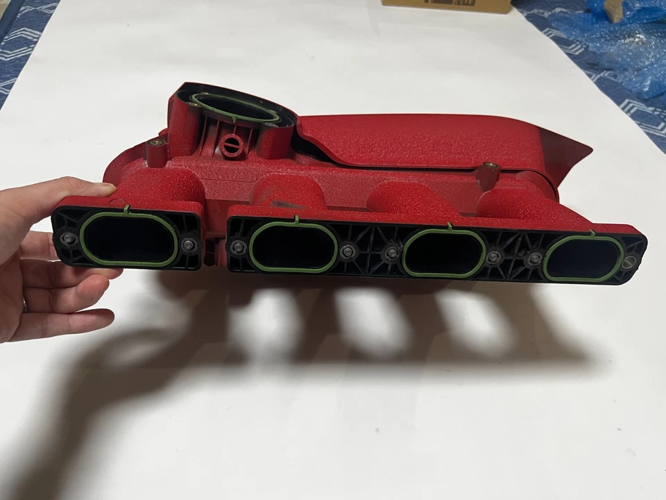 Colector de admisión izquierdo Ferrari genuino 488GTB LH 790462 usado OEM Foto 4 de 4