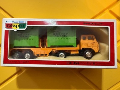 Diapet Yonezawa T-48 Mitsubishi Fuso T1000 Container Truck made in Japan