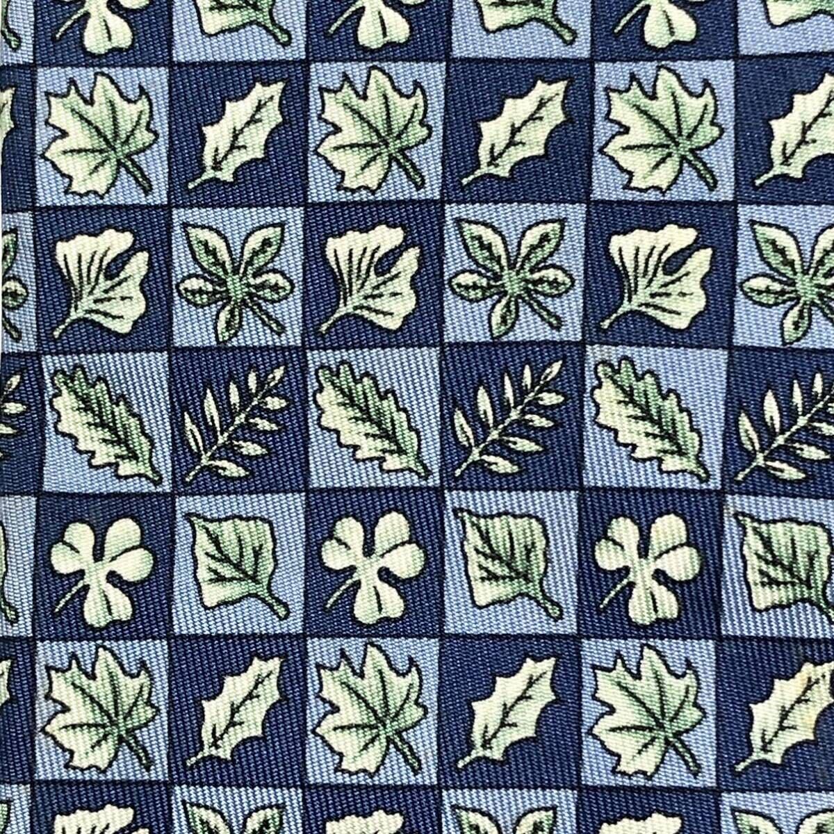 HERMES Tie Leaf Leaf Pattern Checkered Silk 100 M… - image 8