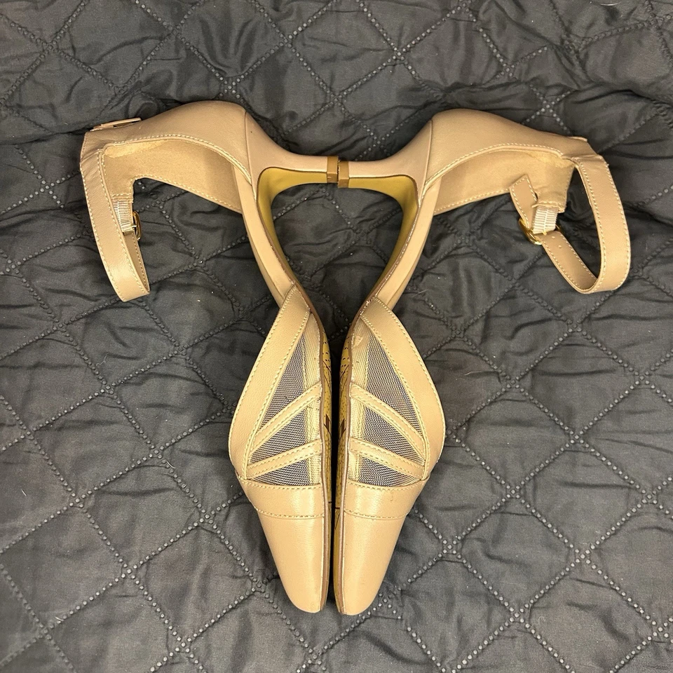 Bella Vita Women’s Nude Leather Kitten Heels Ankle Strap Pumps | Size 9.5W Wide - Image 4 of 4