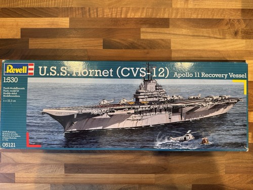 Revell 05121 USS Hornet CVS-12 Apollo 11 Recovery Vessel Kit 1/530