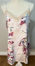 In Bloom Lingerie Night Gown Floral Lace Women s M Short Length