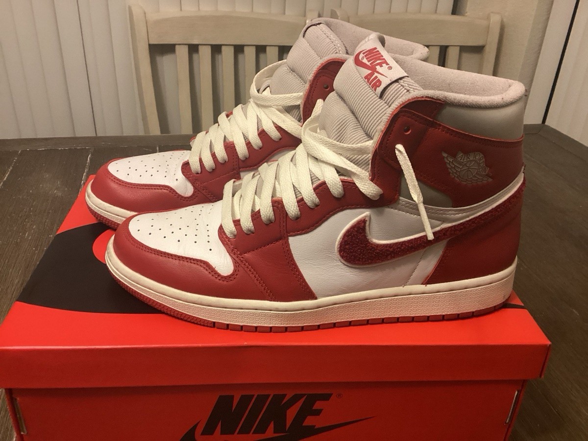 Air Jordan 1 Retro High OG 'Newstalgia Chenille' Women's 11s