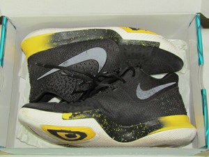 nike kyrie irving mens yellow